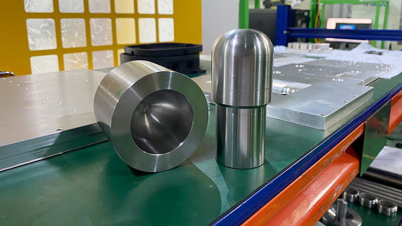 gia-cong-che-tao-chi-tiet-chay-coi